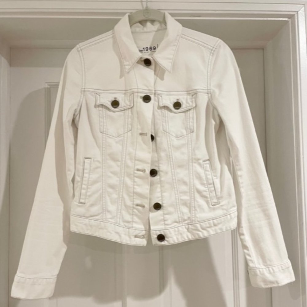 GAP Vintage White Denim Cropped Jacket
